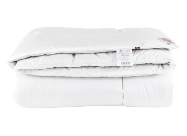 Одеяло стёганое Camel Wool. Теплое German Grass